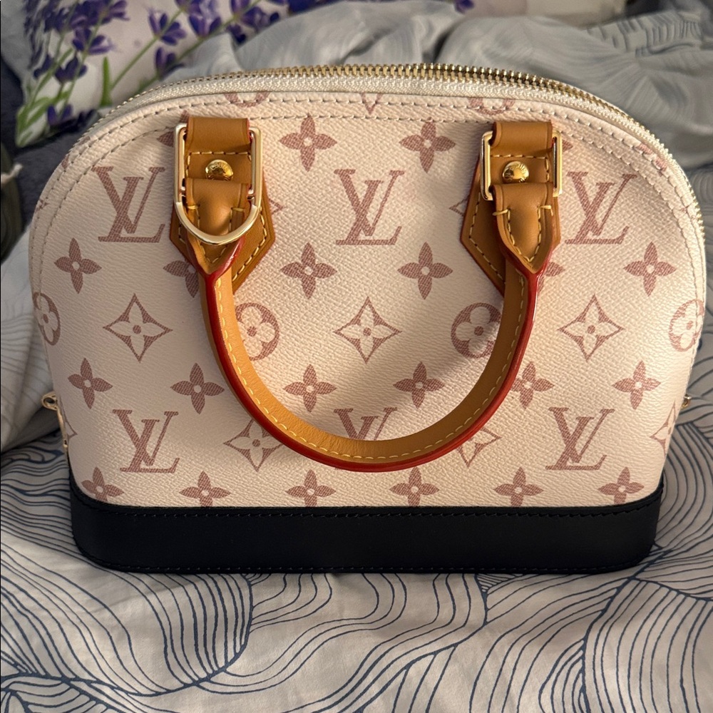 Alma small bag
